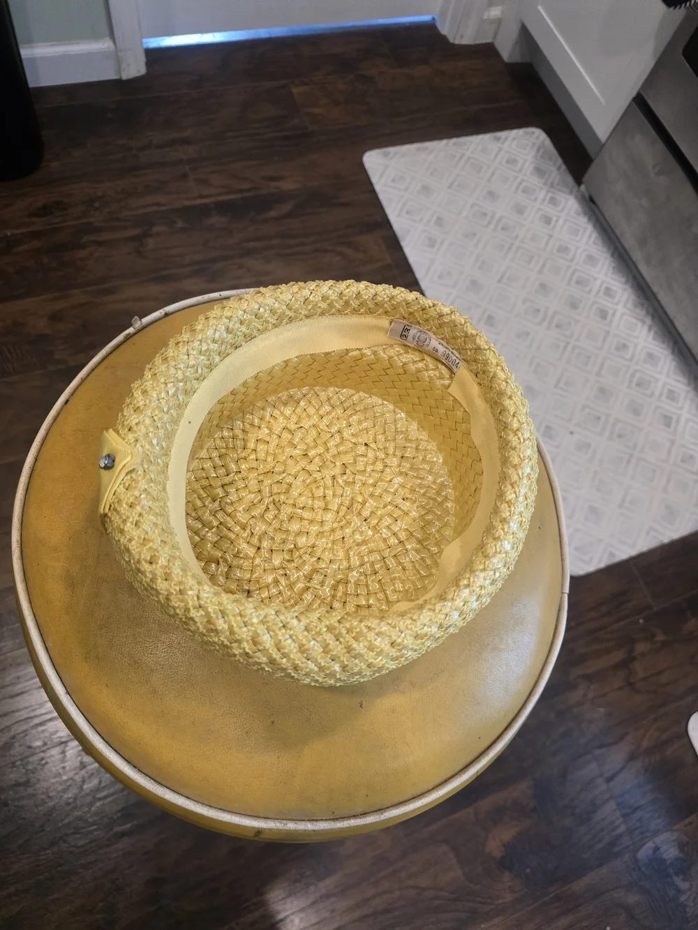 1950s Vintage Woven Straw Hat With Ribbon Trim - Picture 4 of 6